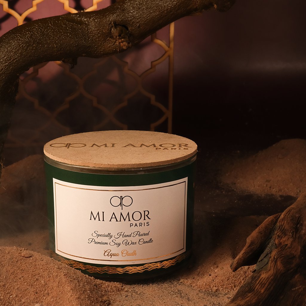 Aqua Oudh Candle