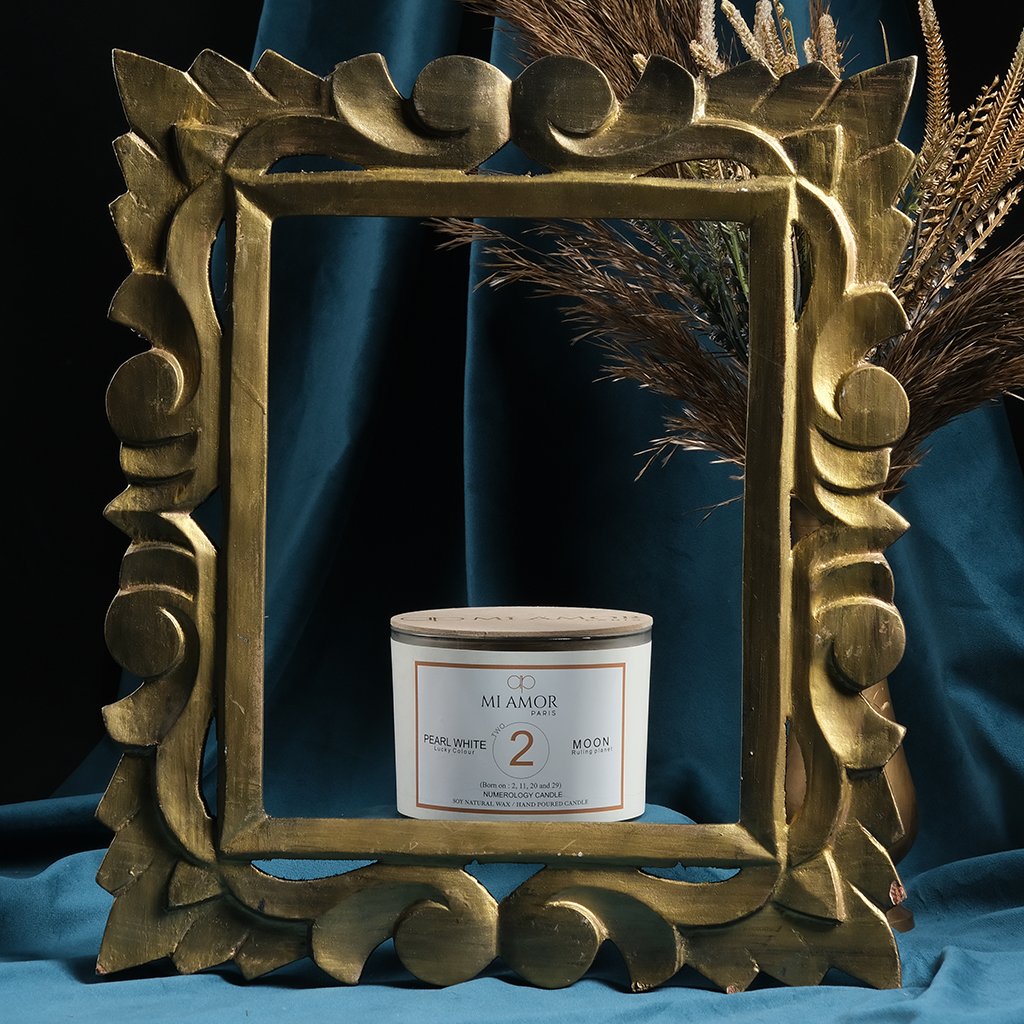 Numerology Candle 2: Moon - Pearl White