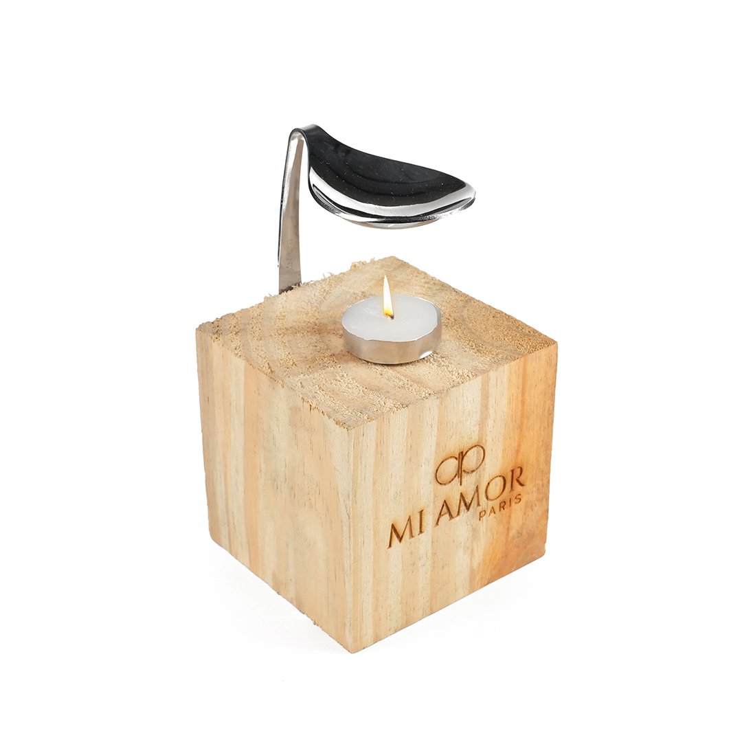 Wooden Aroma Oil Diffuser Burner | Silver Diffuser with Rugged Finish | Includes 2 Tealight Candles | Fragrance Oil Warmer for Home, Office & Spa Use