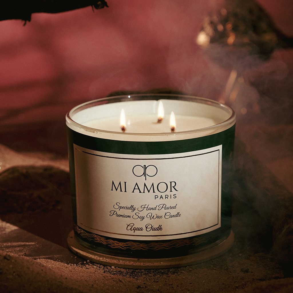 Aqua Oudh Candle
